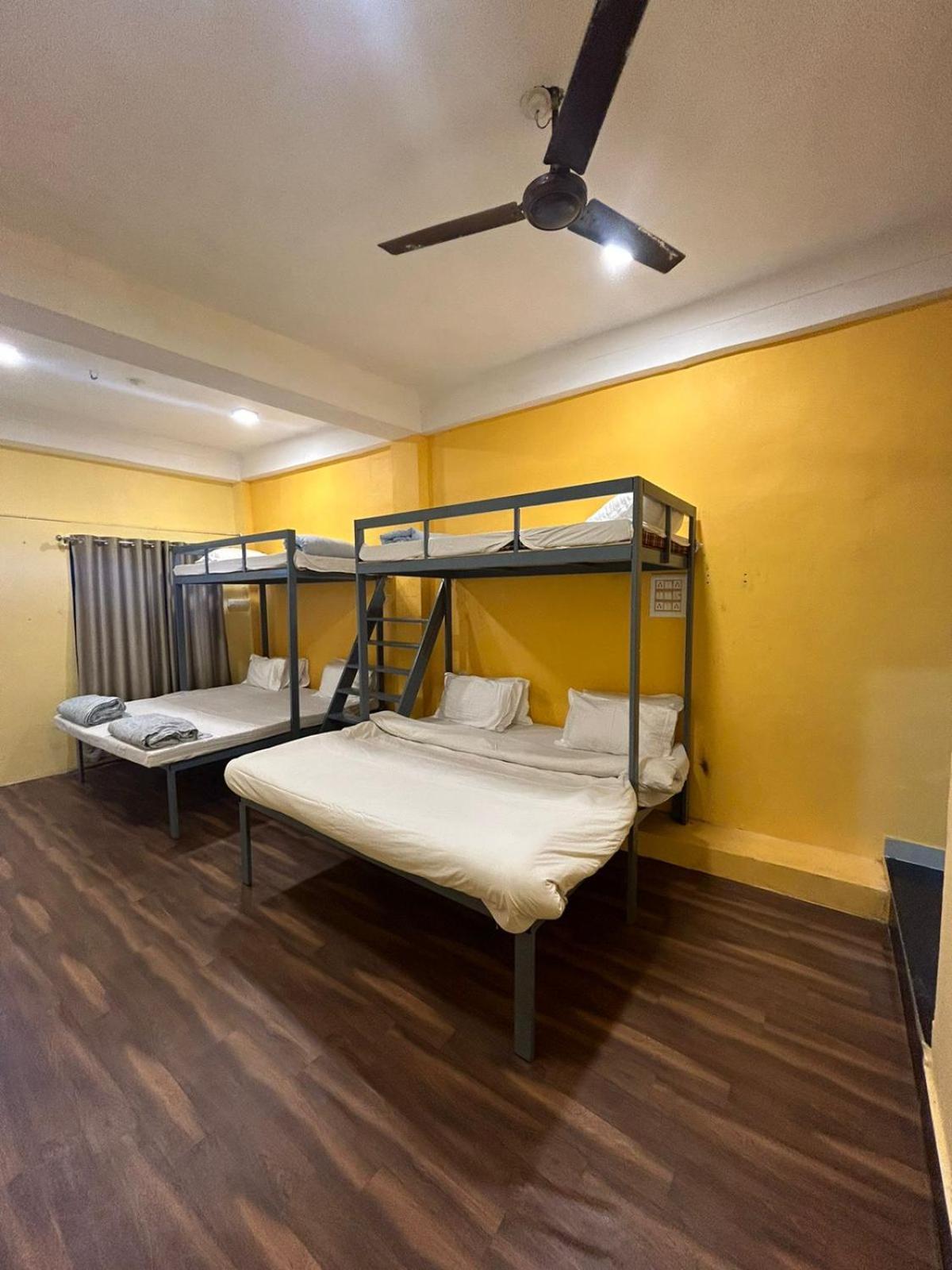 Unplanned Hostel Udaipur Ngoại thất bức ảnh