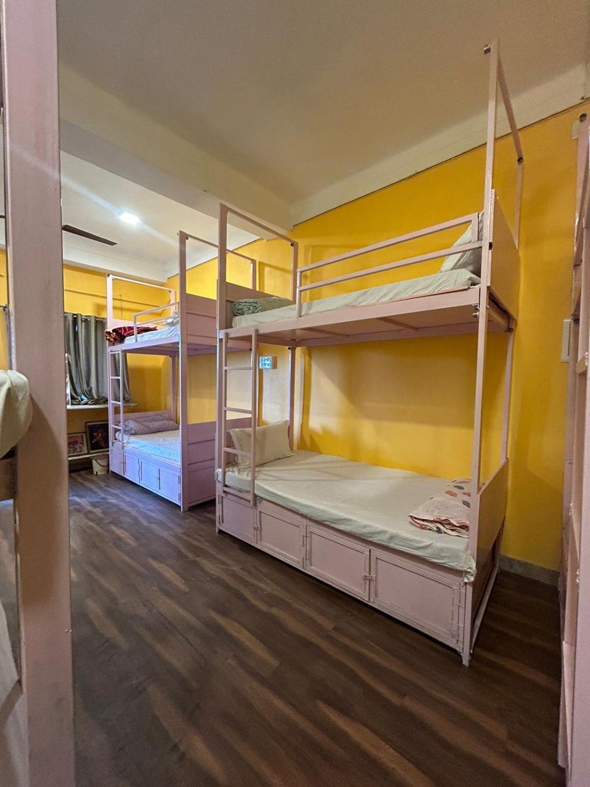 Unplanned Hostel Udaipur Ngoại thất bức ảnh