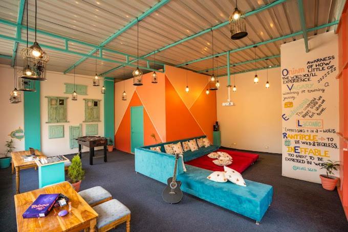 Unplanned Hostel Udaipur Ngoại thất bức ảnh