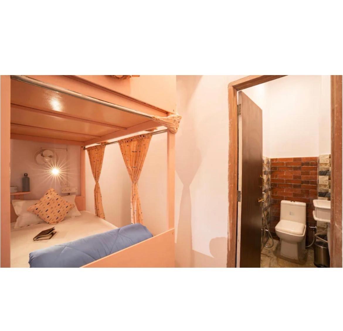 Unplanned Hostel Udaipur Ngoại thất bức ảnh