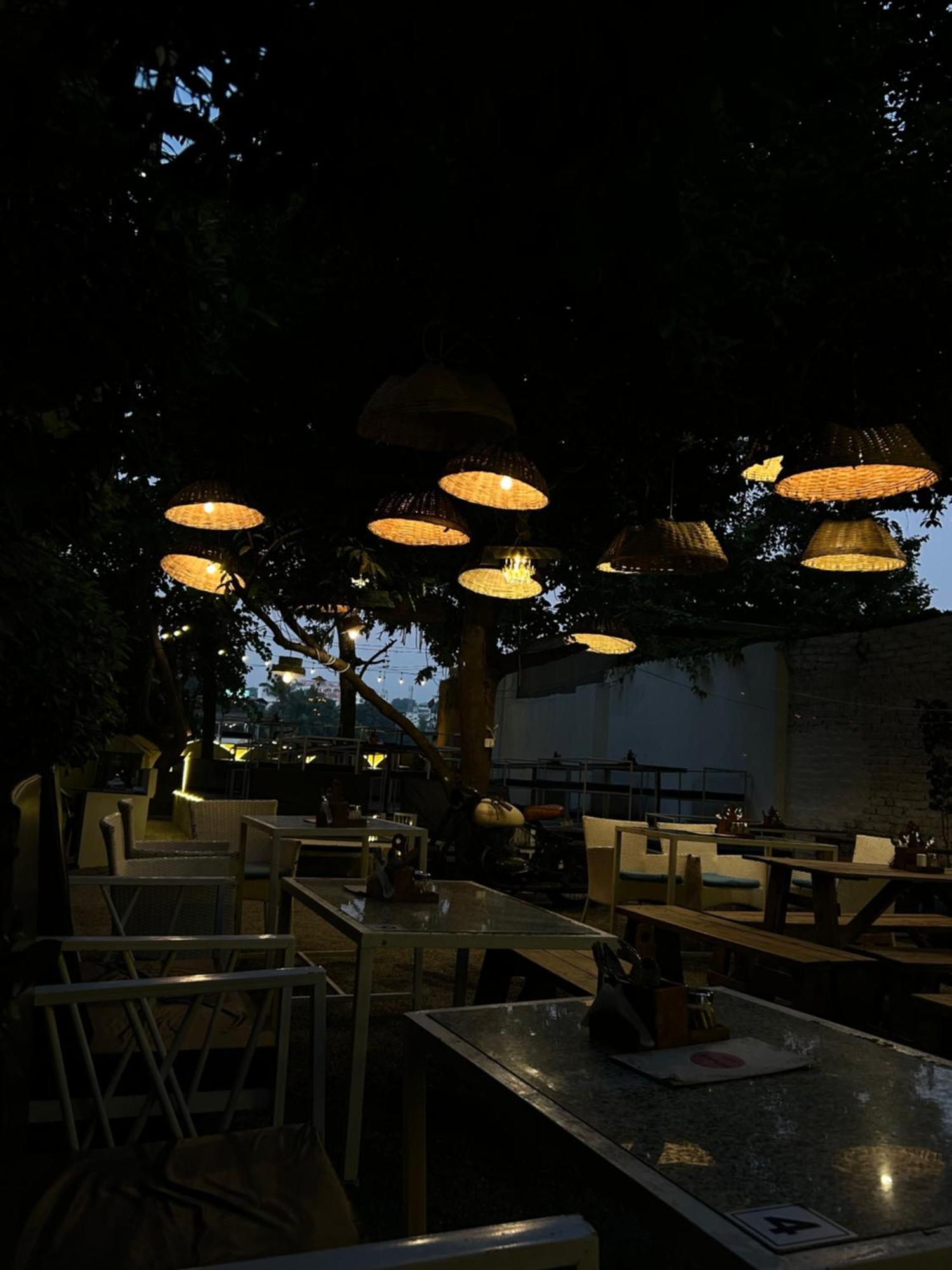 Unplanned Hostel Udaipur Ngoại thất bức ảnh